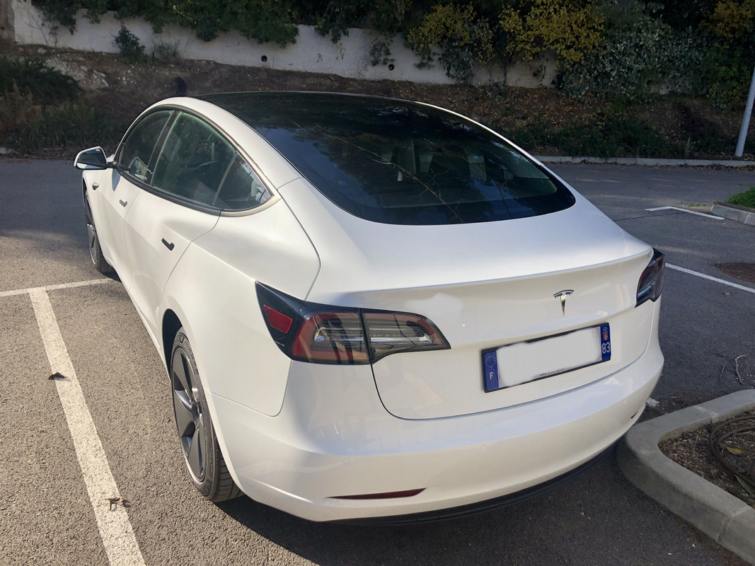 78EB3926-5CEF-4FB4-B876-1688D2C4DA64