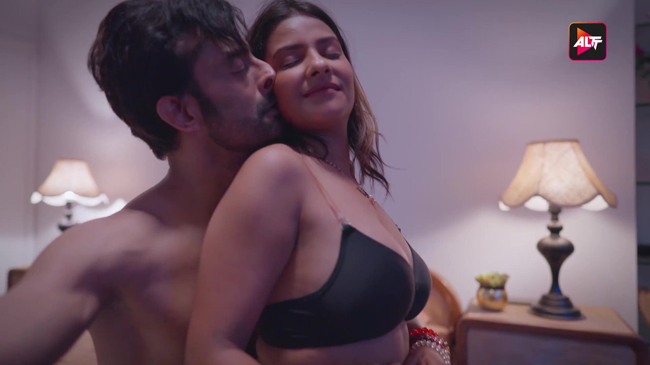 vlcsnap-2025-05-13-01h18m37s678