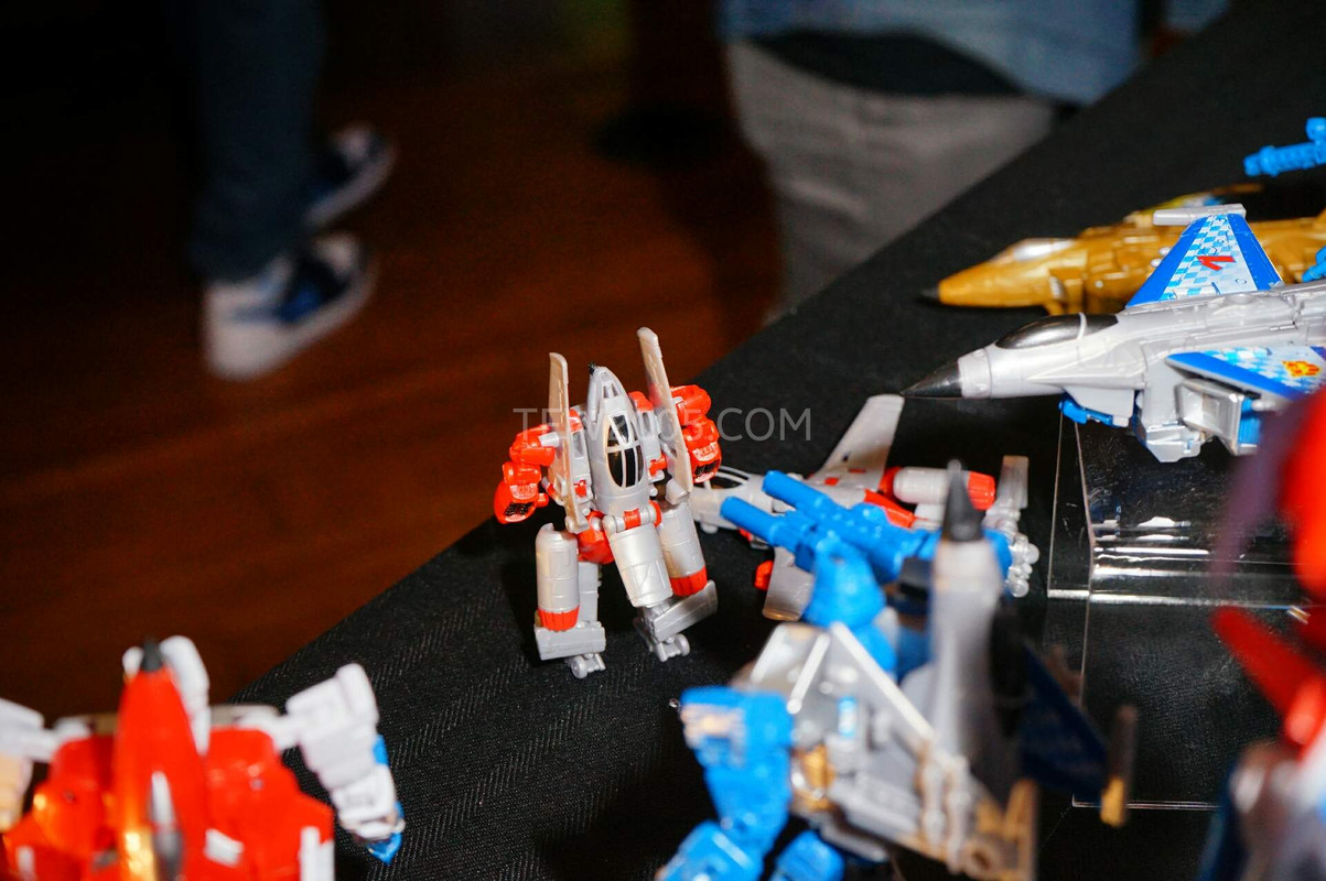 SDCC2015-Hasbro-Breakfast-Transformers-Combiner-