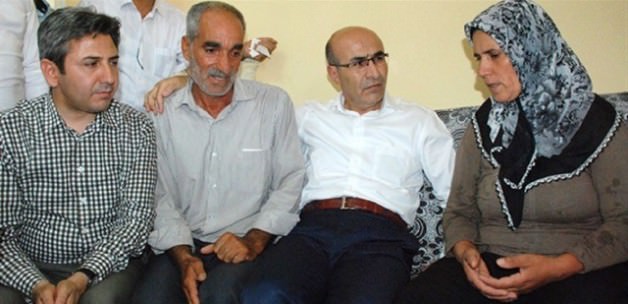 sehit-ailesinden-teror-orgutune-tokat-gibi-cevap-1438718137-0237.jpg