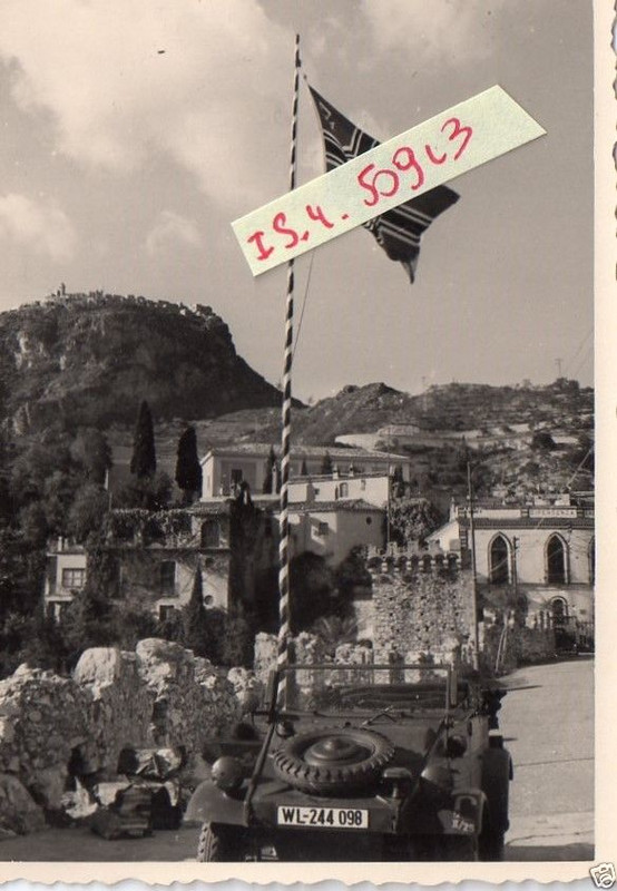 Luftwaffe Kübelwagen WL 244098 in TAORMINA Sizil