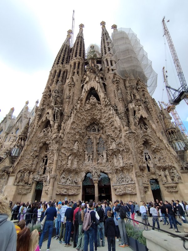 Barcelona 2025 - Blogs de España - Dia 4. Sábado 20 de Abril. De la Sagrada Familia al Puerto Olímpico. (4)