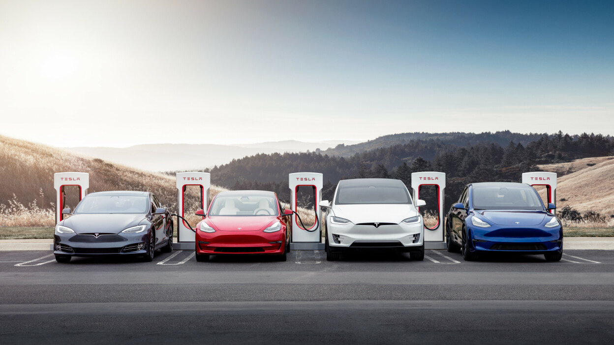 Tesla entregó 936,172 vehículos eléctricos en 2021