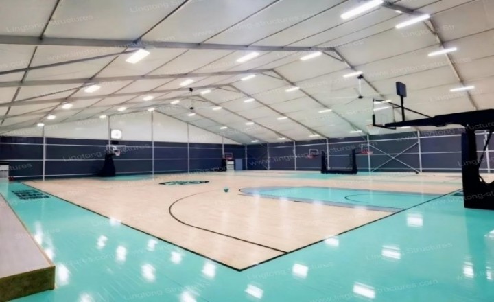 Community sports center basketball facility with flexible court configuration