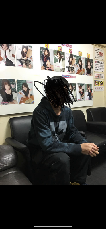 9BB60BA8-0764-41D3-8E21-C663BB86E4BA