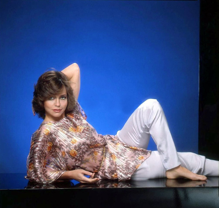 Sally_Field_b55