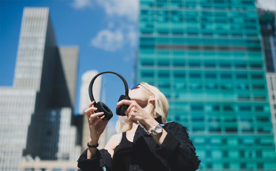 Audífonos JBL Tune 500BT con énfasis en el sonido Pure Bass.