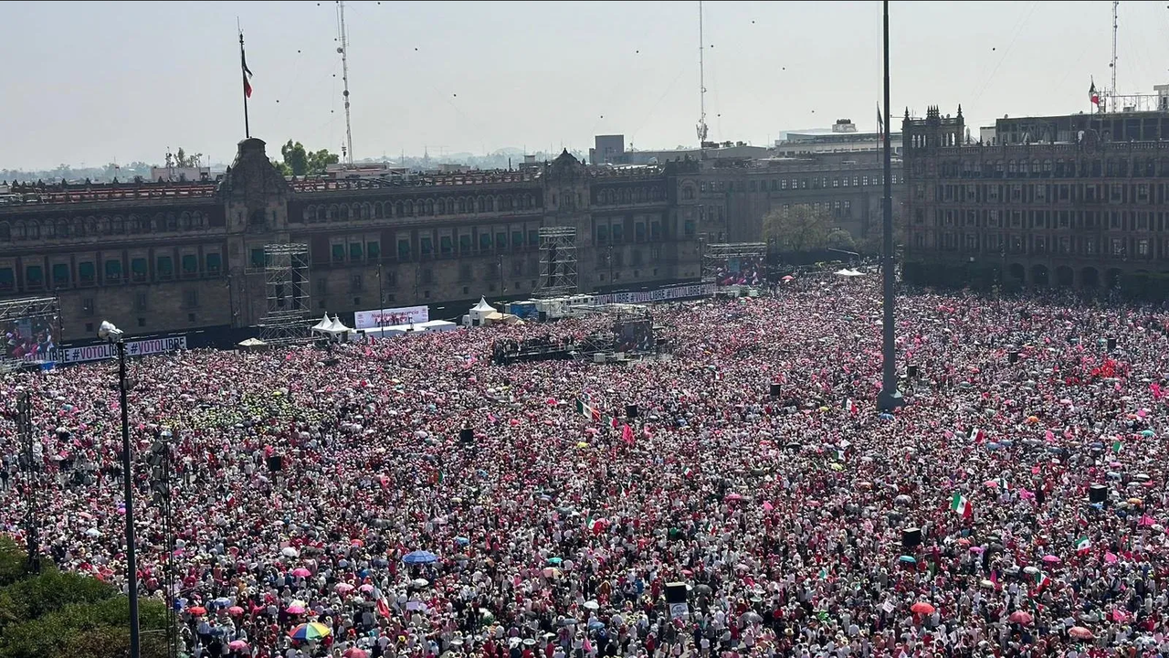 Organizadores de “Marcha por la Democracia” reportan 700 mil personas; Gobierno CDMX estima 90 mil 