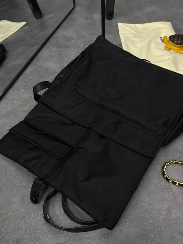 DEE0B786-9084-4D20-86D4-694A42D4B525