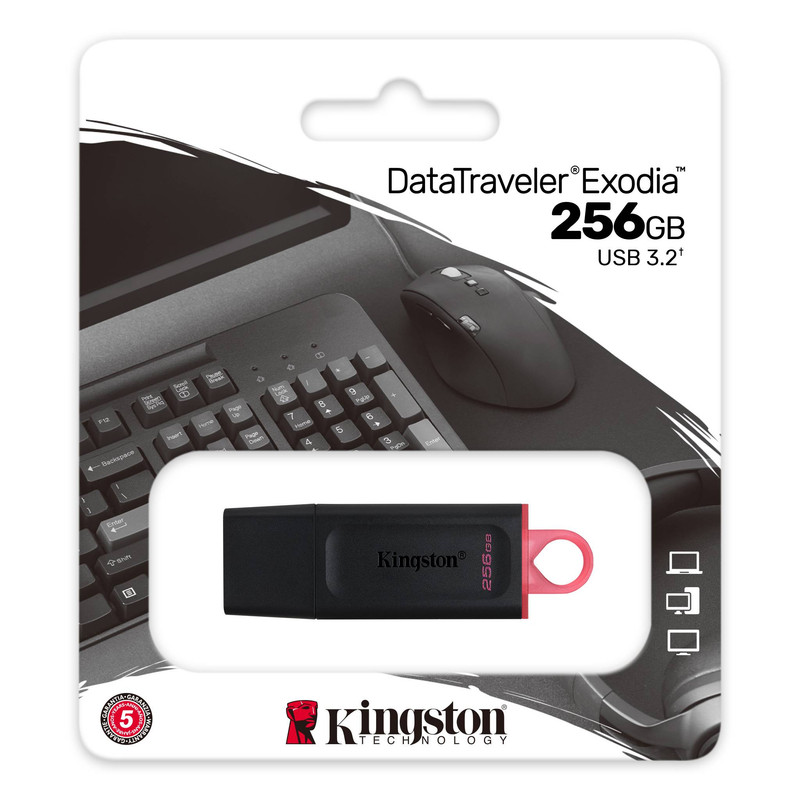 La memoria USB Exodia de 256GB conectada a un laptop.