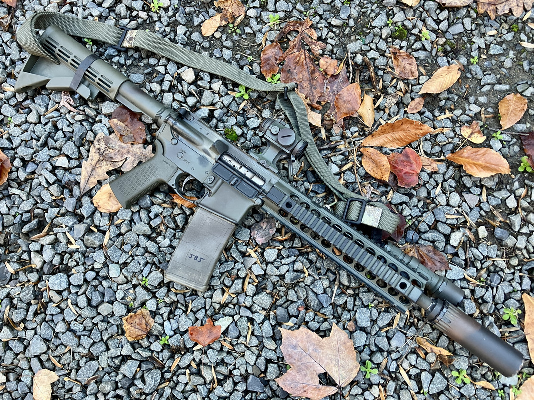 Flashlight fanatics what is the modern equivalent to the SureFire 6P