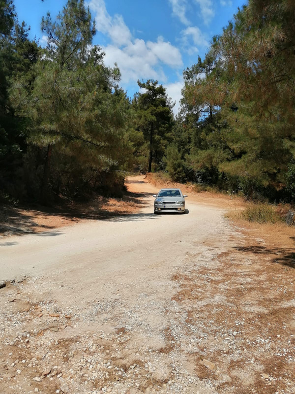 BBA5FCC6-D9EF-4BC3-BE7B-4F0C6105CD6A