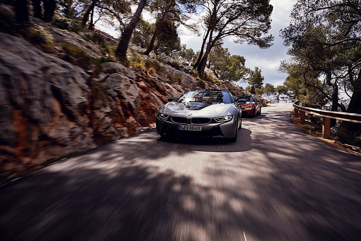 BMW i8 Roadster First Edition (15)