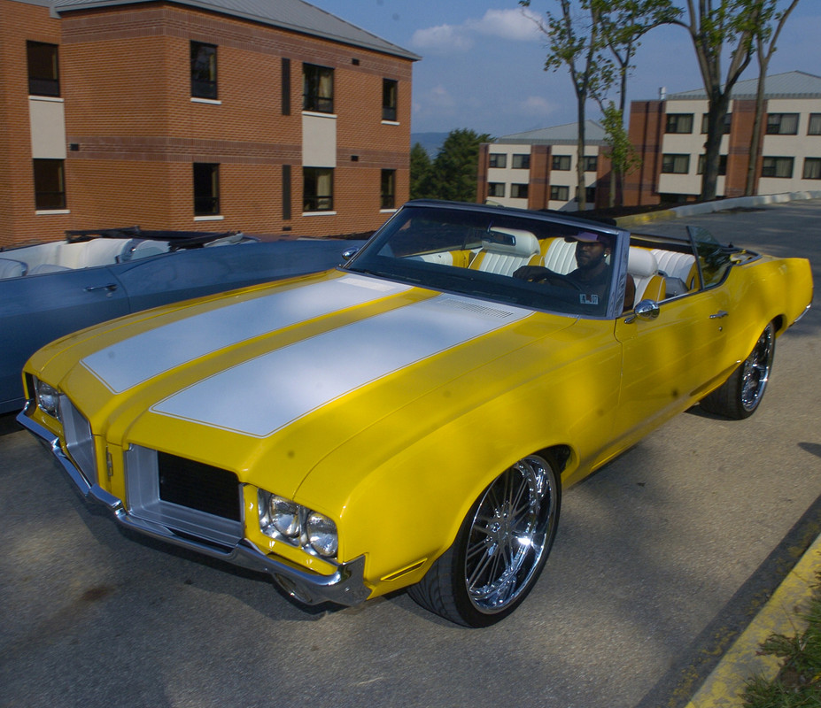 CAP-TOWNSEND-CAR-07