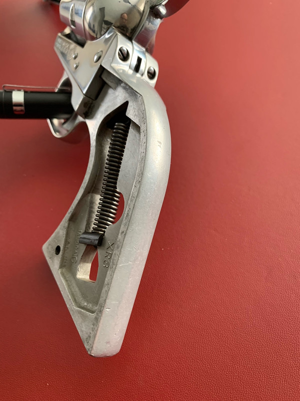 8E055C11-FF99-41FE-B995-13A6B5091DF4