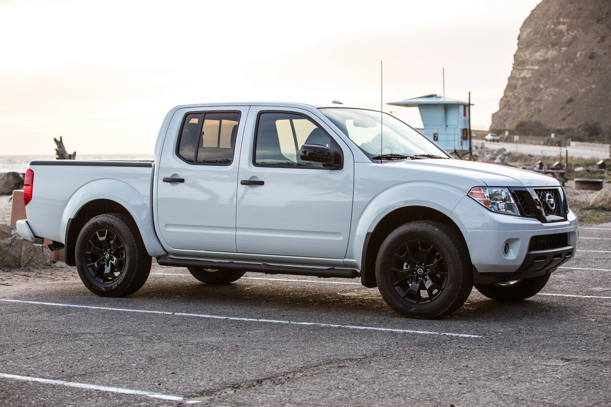 2019 Nissan Frontier (9)