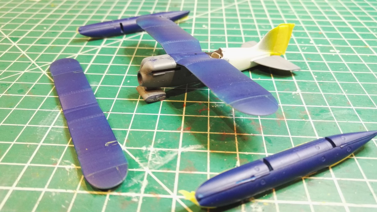 Porco Rosso - Curtiss R3C, Fine Molds 1/72 - Work in