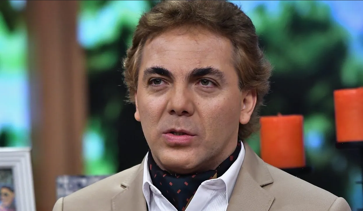 A los 48 años, Cristian Castro será papá por cuarta ocasión, ella es su pareja