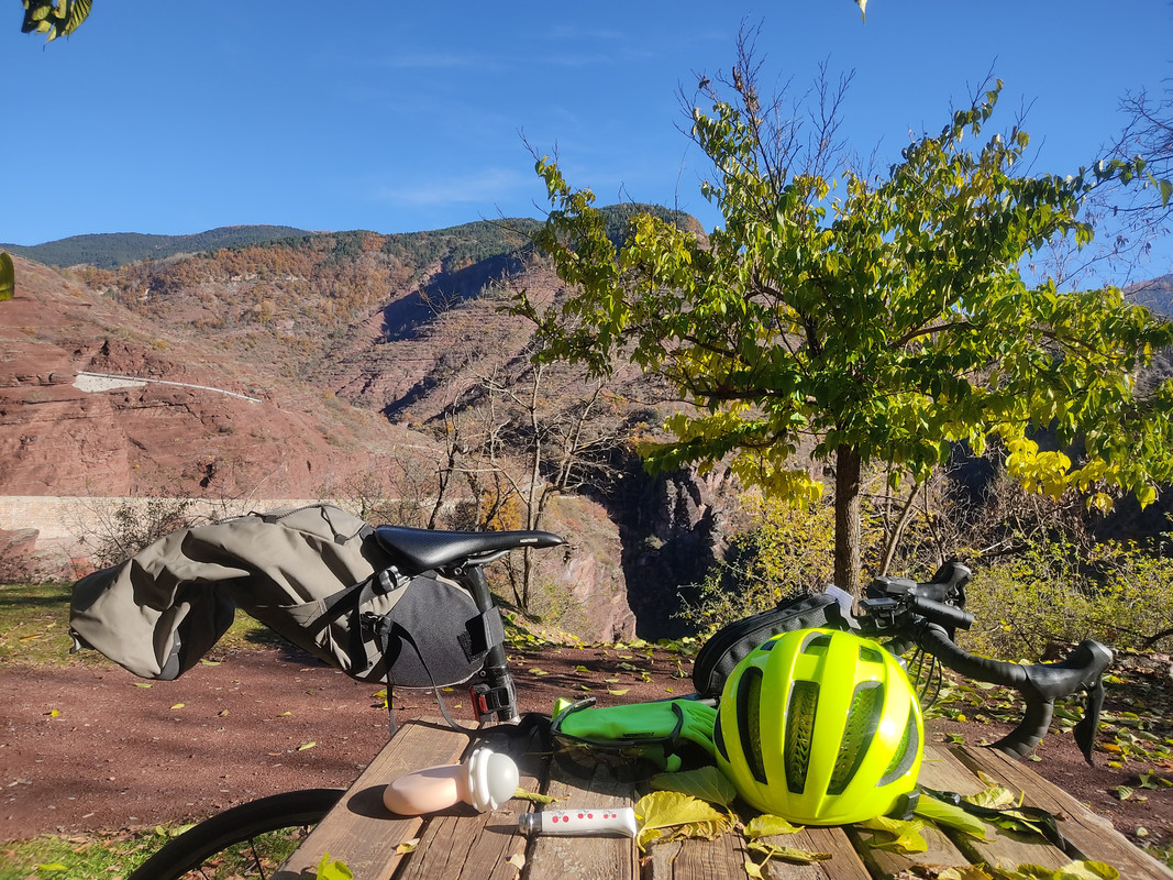 Les gorges du Daluis depuis la mer IMG-20211119-132018