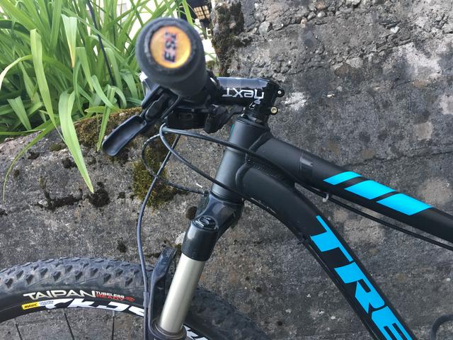 5AA23C54-E5A2-4DC5-800D-53AADC41C7F2