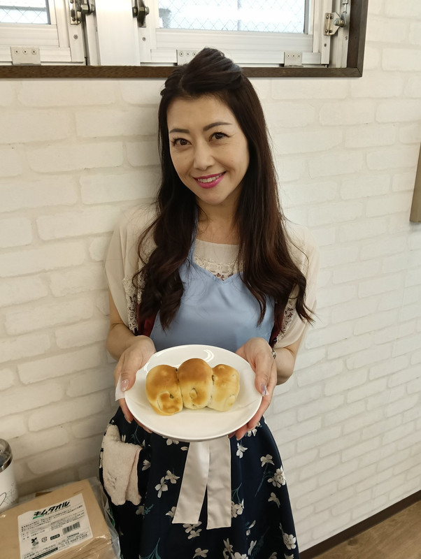 本日は麻妃先生のパン教室in大阪の開催日です🩷🥳今日はどんなパンをつくるのでしょうか⁉️とても楽