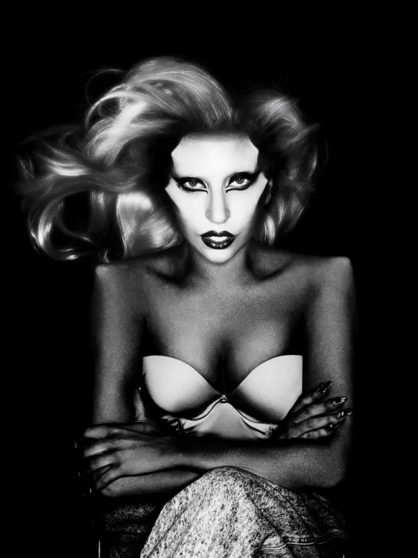 12-14-10-Nick-Knight-013.webp
