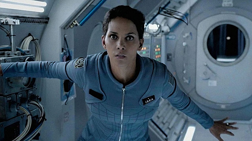 MOONFALL-HALLE-BERRY-FOTOR.jpg