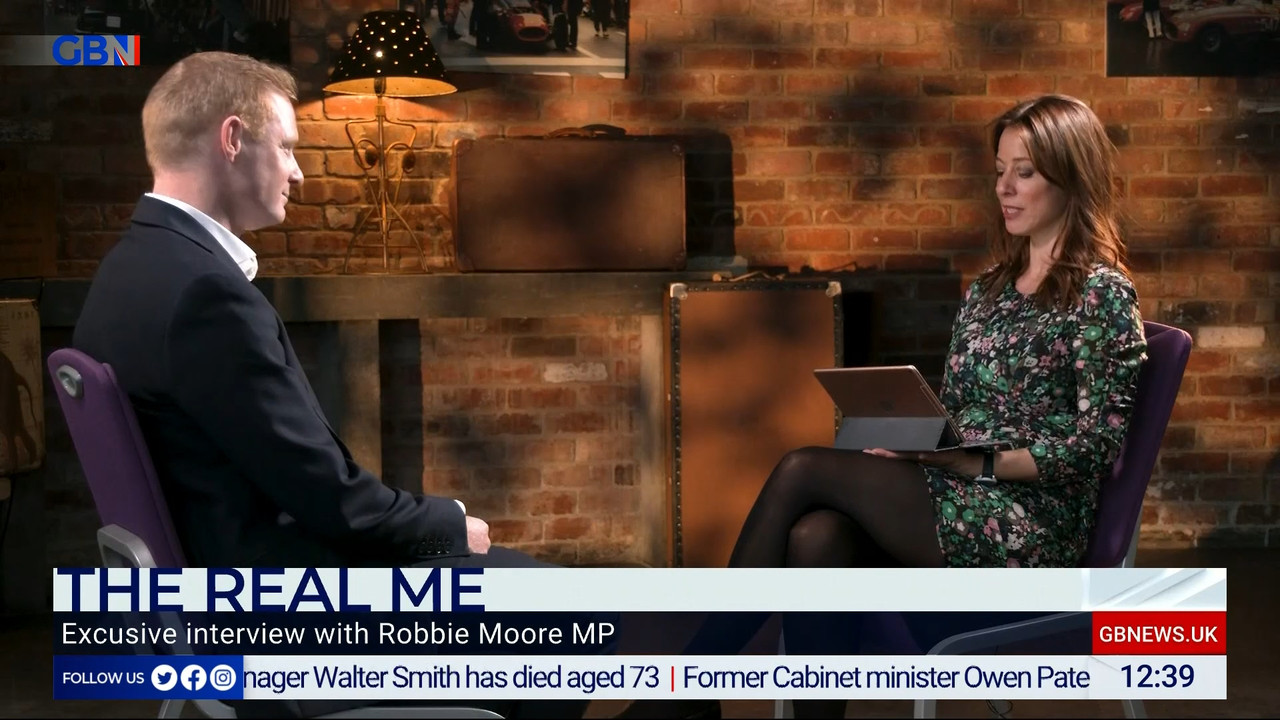 10.26 - 12.00.00 - The Briefing With Gloria De Piero. Your must-watch....mts_snapshot_40.20.804