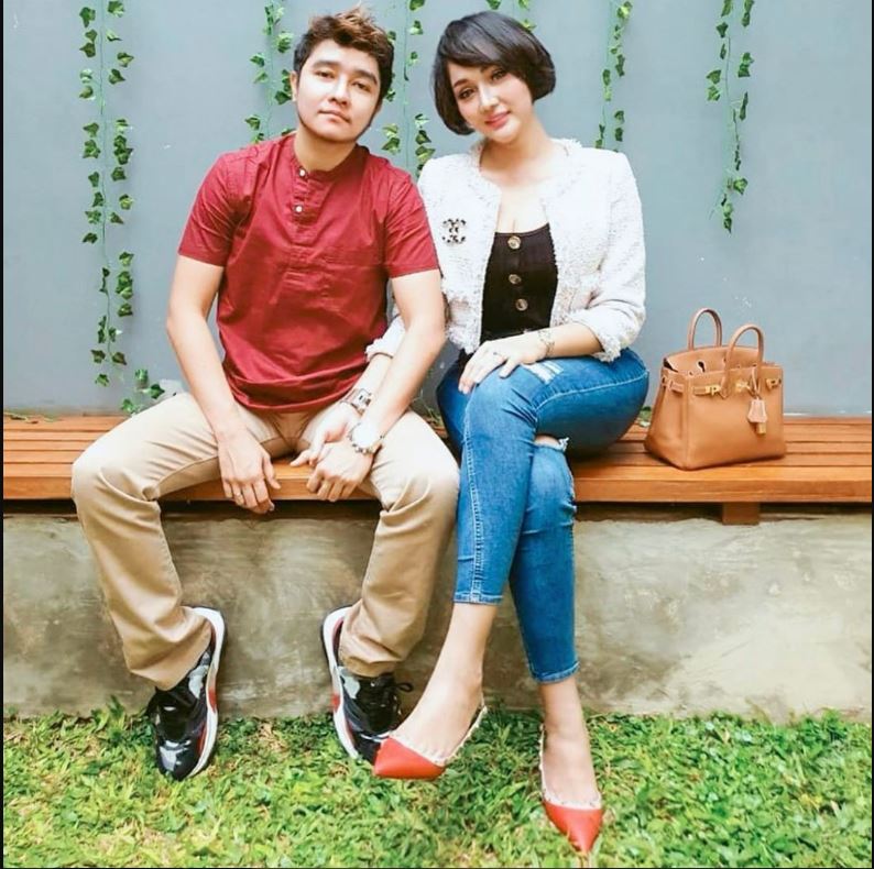 Abash dan Lucinta Luna