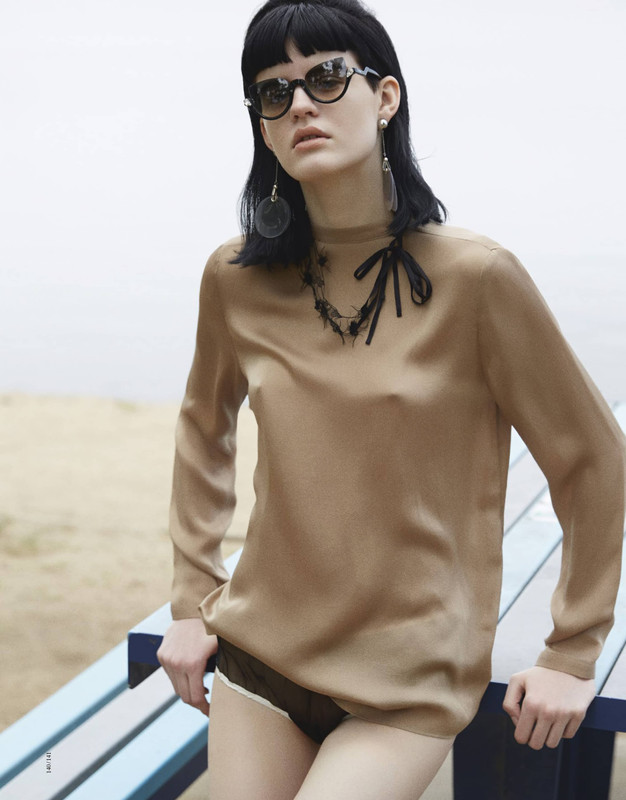 02_THEHIVE_BLOGS_HANNAH ELYSE 10 MAGAZINE