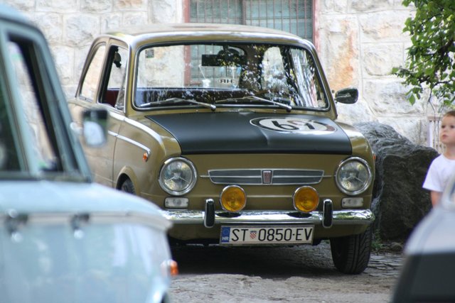 FIAT 850 Special - Page 2 BN2UO5h