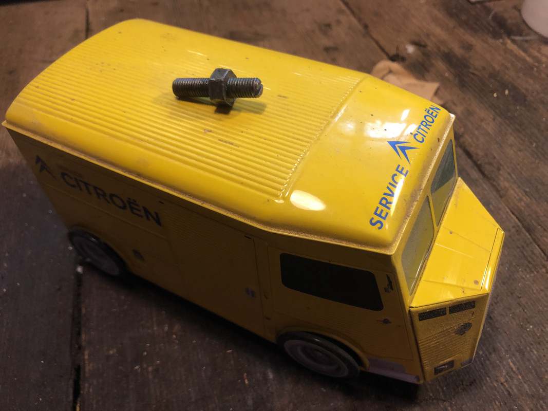 0B7A9EB3-F628-4A57-B828-3236B6FF6329