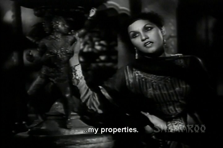 Lal-Haveli-1944-DVDRip-Hindi-480p-AVC-AAC-2-0-ESub-mkv-0004