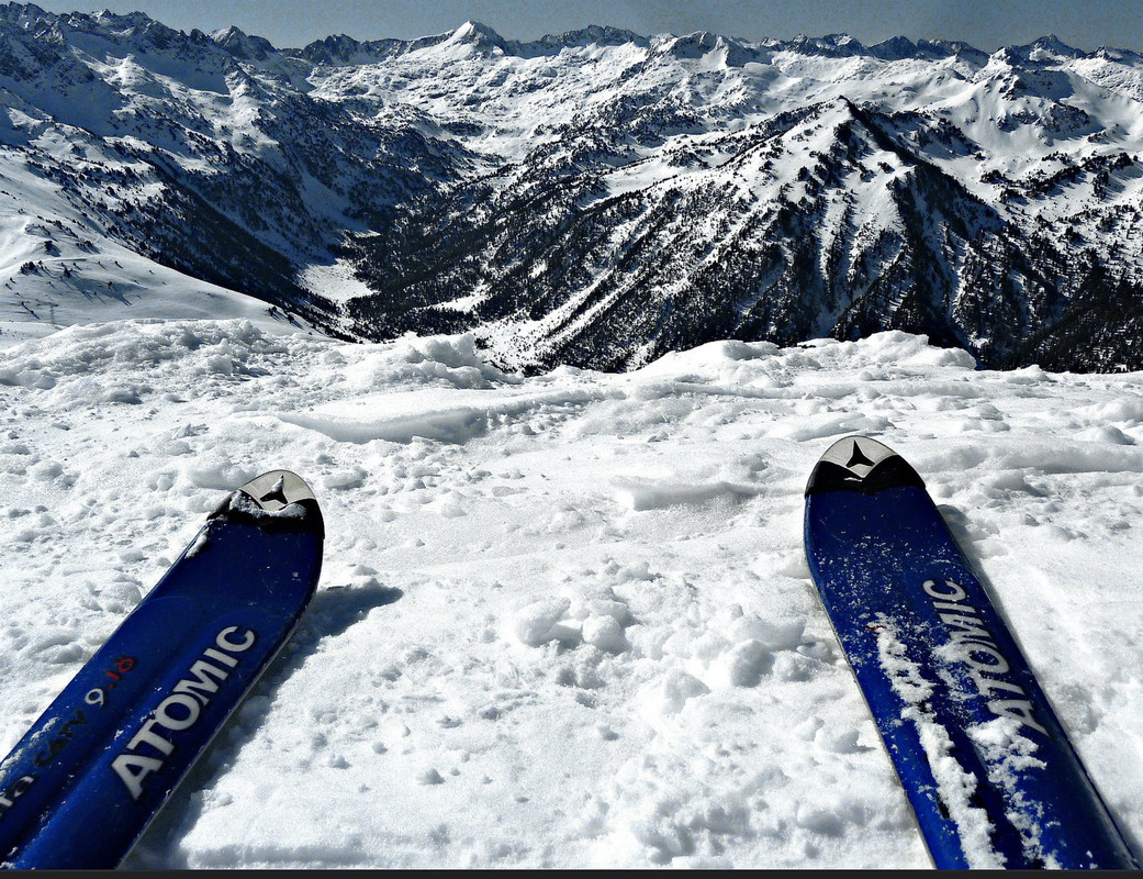 blue-skis.jpg