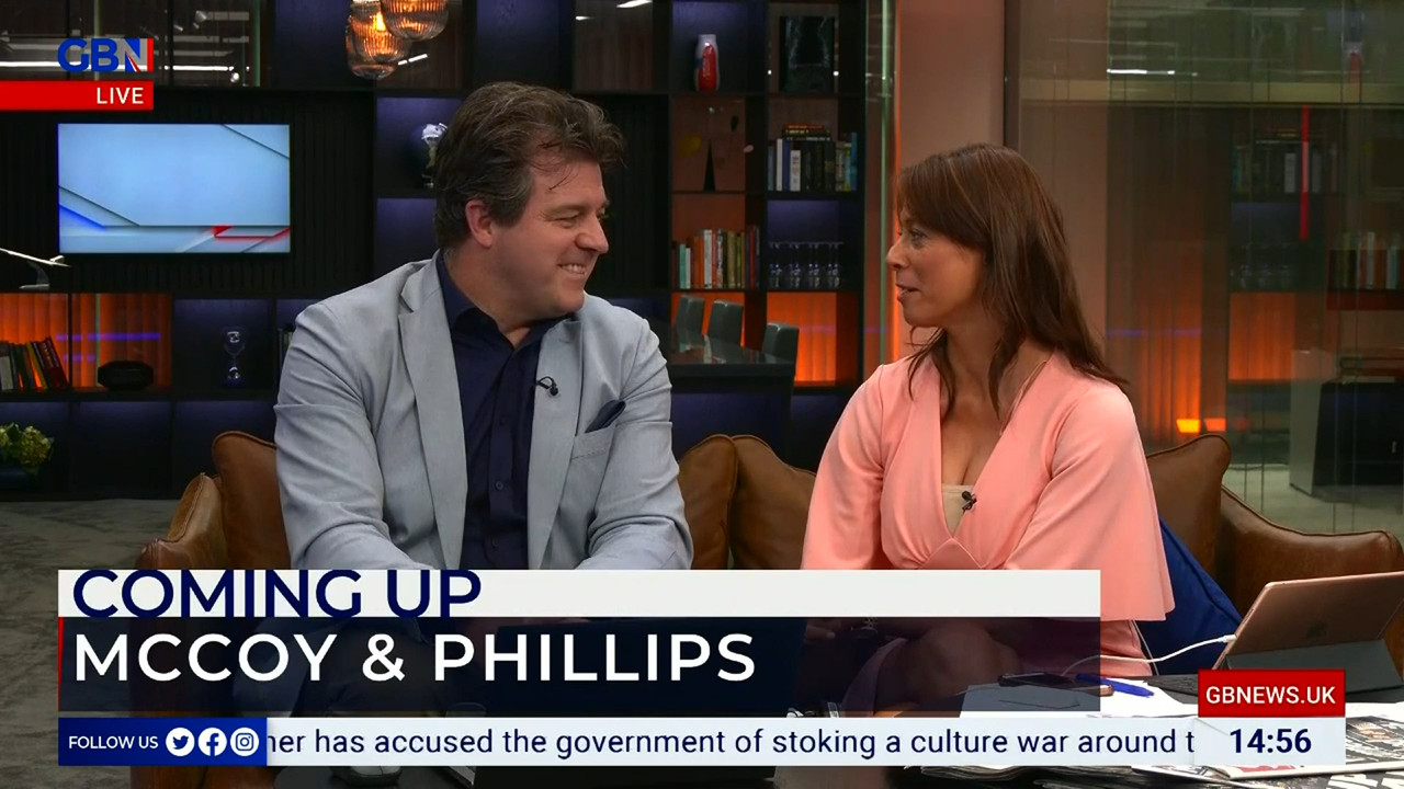 07.14 - 12.00.00 - DePiero & Halligan. What makes Britain tick. The n..._003.ts_snapshot_00.43.813