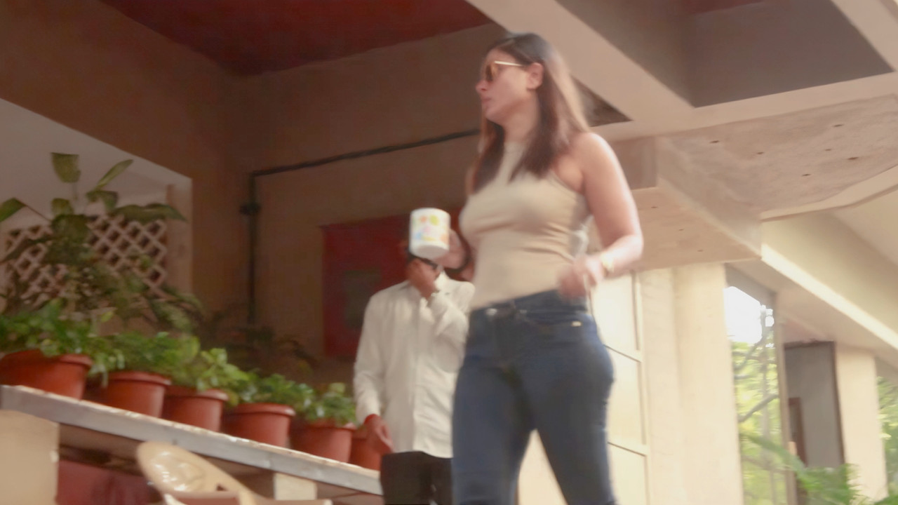 Kareena Kapoor Khan Ass 4k.mp4_snapshot_00.09.306