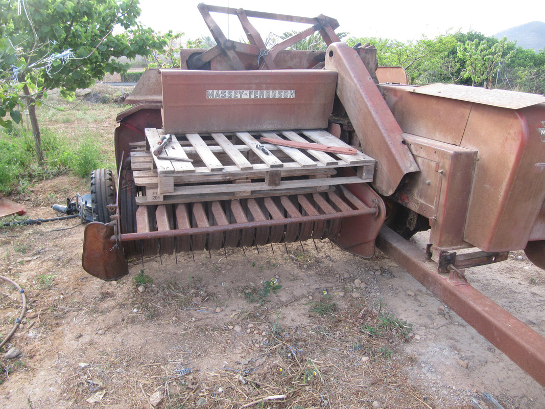 [Massey Ferguson 20-8] Restauración de empacadora IMG-2462