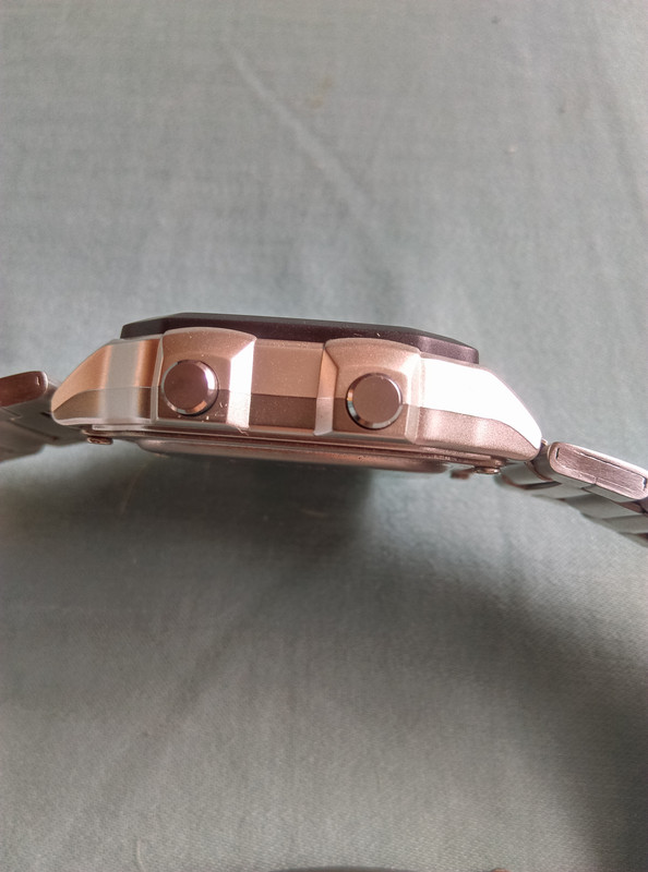 IMAG2700