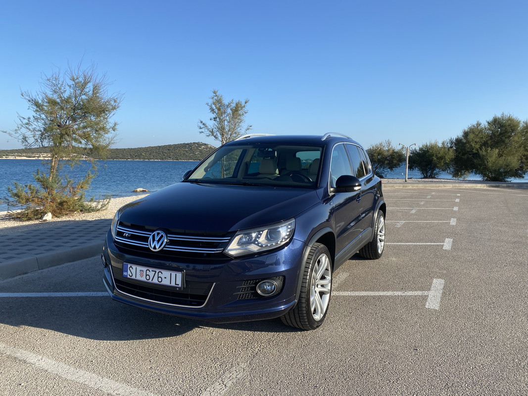 EFFFE76D-B28D-43AD-9FEB-EFA255DCF983