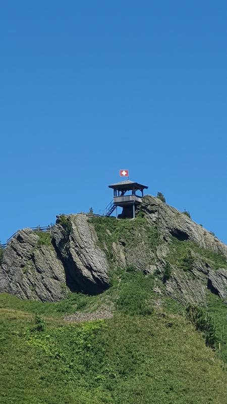 FIESTA NACIONAL EN KLEINE SCHEIDEGG - CÓMO SUIZA NOS ATRAPA POR 5º VERANO CONSECUTIVO + CARENNAC Y LOUBRESSAC (5)