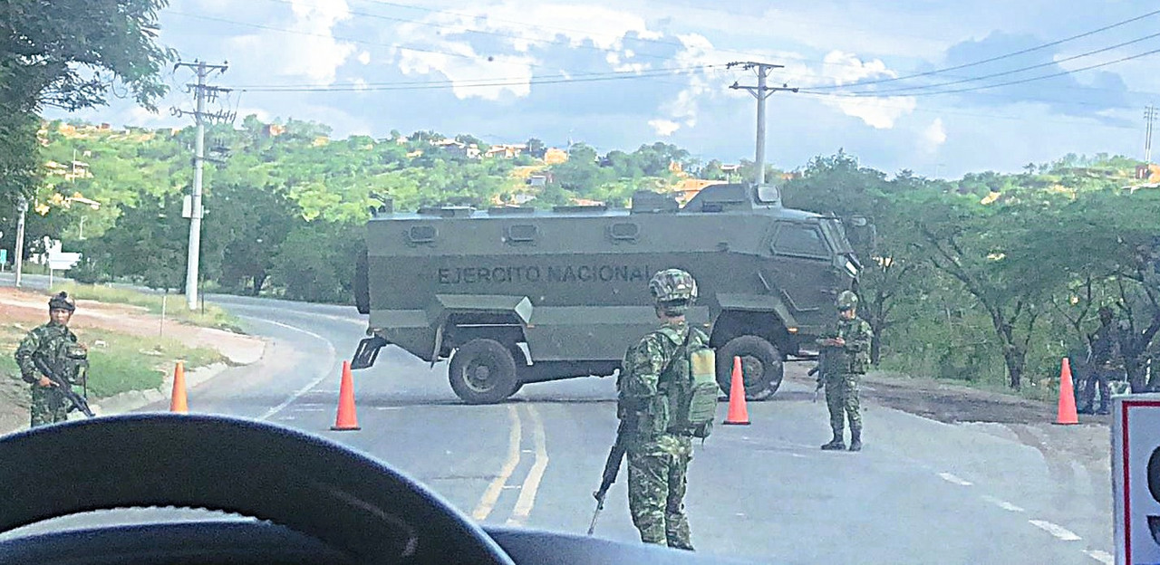 El Ejército de Colombia despliega sus blindados Titán en el nororiente del país