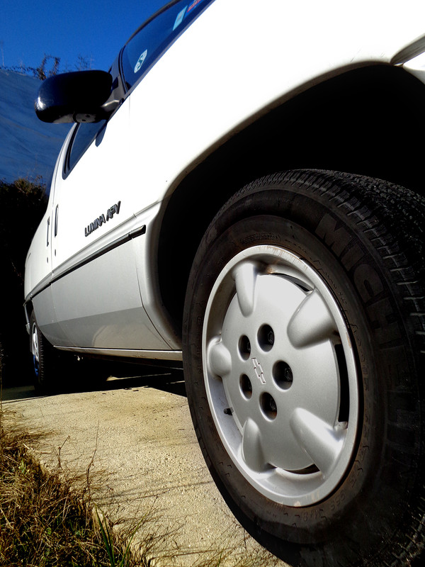 CHEVY_LUMINIA_VV1902-Bd1