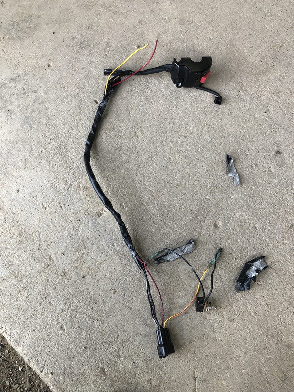 D75D1900-4633-4FC0-8CC3-DA6E01E69A71