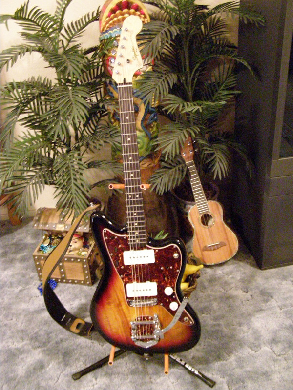 Squire Jazzmaster w 1965 American Electronics and Bigsby Vibrato