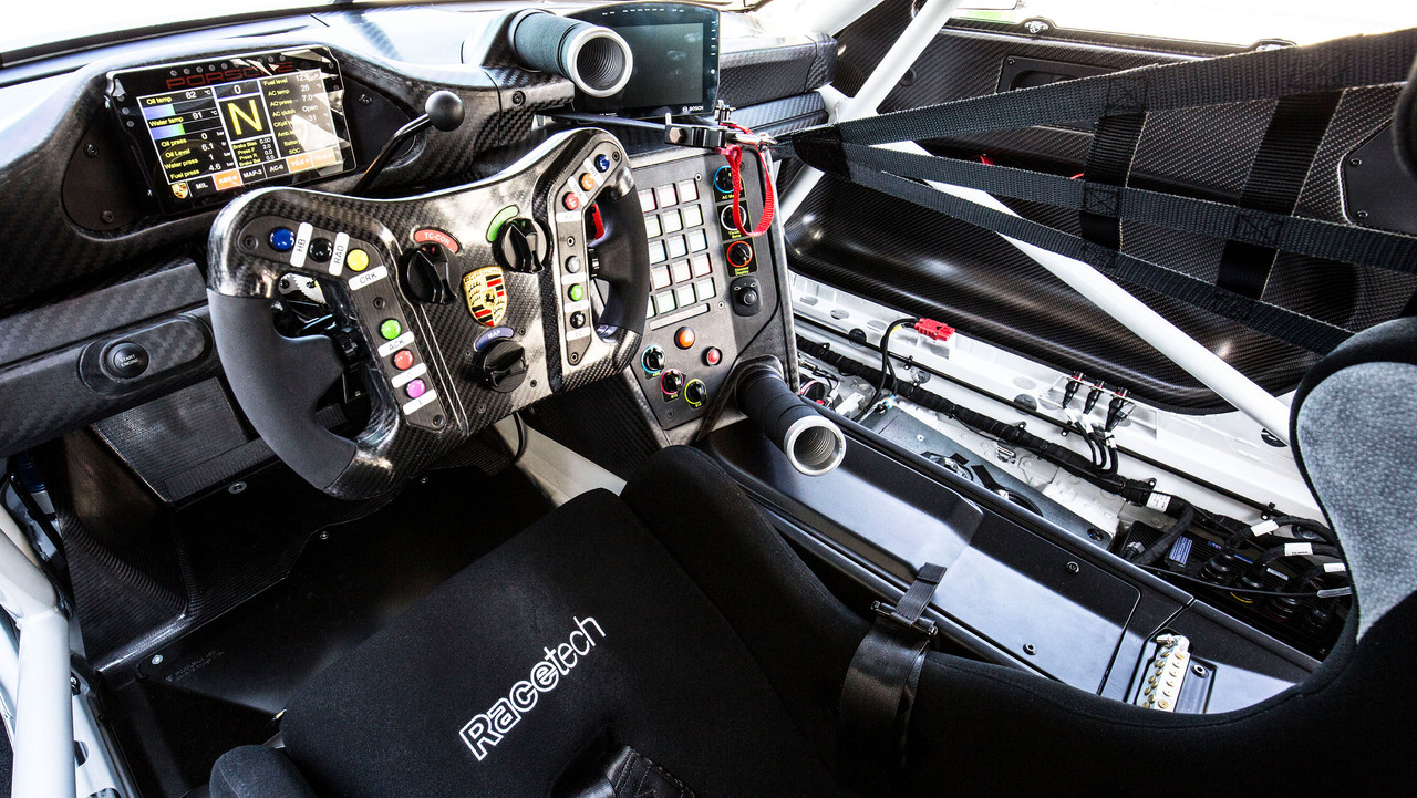 high_porsche_911_gt3_r_2019_porsche_ag (4)