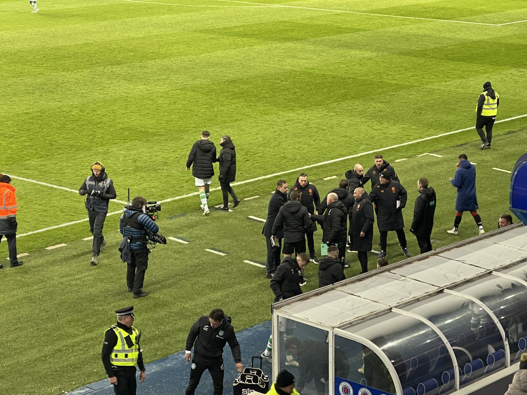 Official Random pictures form the Hibs game