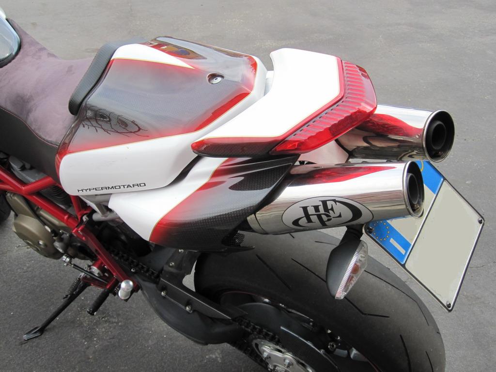 ducati-hypermotard-bursi-evolution-special-6