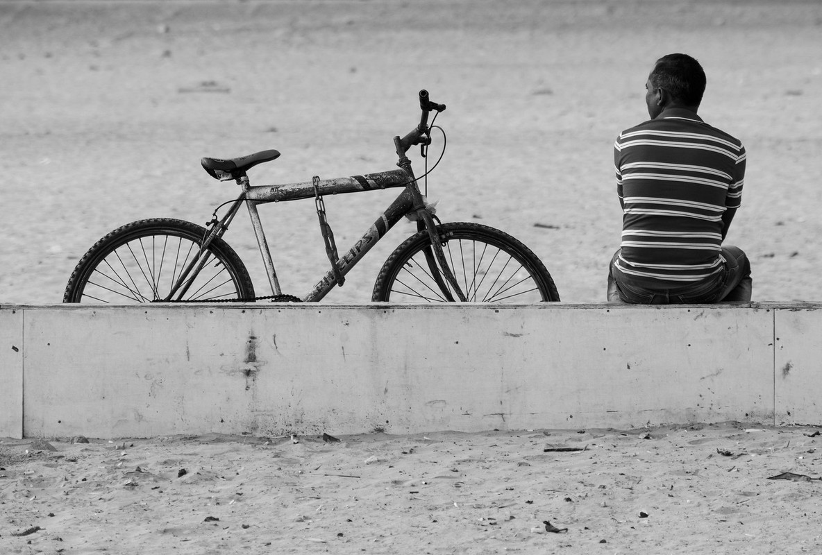 blacknwhite-man-bike.jpg