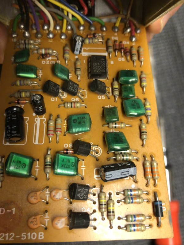 8-E8-B0-A40-2-EBC-4-DED-87-BB-F94-E7-D6-DCC0-F.jpg