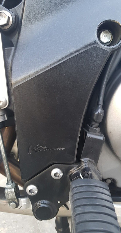 frame-cover-black-1572861498-164.jpg